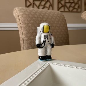 Astronaut Platter Decoration- Houston, We Have No Problem! 🌎 🪐